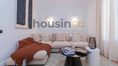 Apartment in Salamanca District photo 4