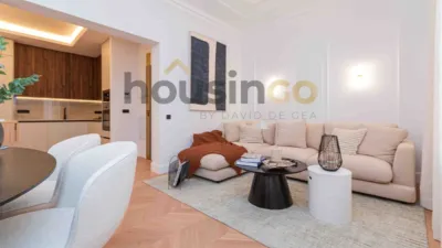 Apartment in Salamanca District photo 9