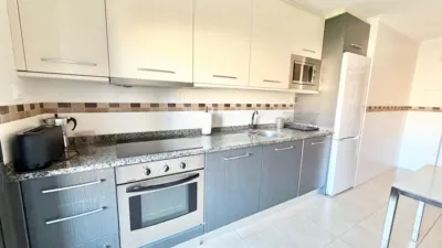 Piso en alquiler en Calle Pq Lirios los, La Portalada-Varea (Logroño) de 940 €<span>/mes</span>