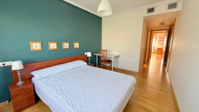 Piso en alquiler en Calle Pq Lirios los, La Portalada-Varea (Logroño) de 940 €<span>/mes</span>