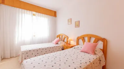 Apartment on Ps Rosa Dels Vents Street, No. 57 photo 17