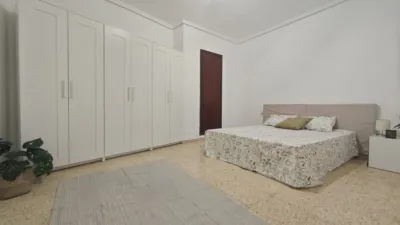 Apartment in Centre photo 9