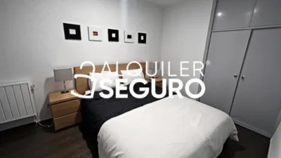 Piso en alquiler en Centro - Imagen 2
