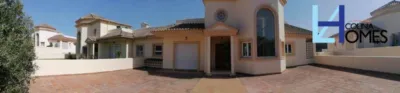 Ático en venta en Urbanización Club Golf San Roque, Núcleo (San Roque) de 480.000 €