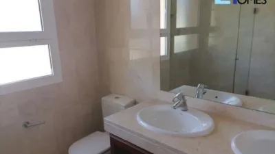 Ático en venta en Urbanización Club Golf San Roque, Núcleo (San Roque) de 480.000 €