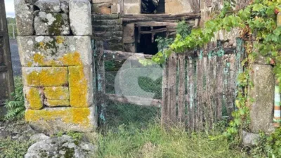 Terraced house in Folgoso-Esgos photo 11