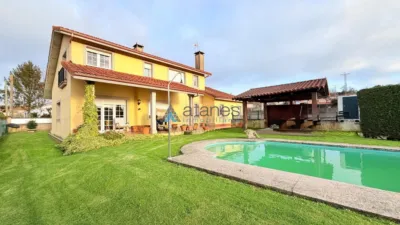 House in Cercano A Cambre/ Surroundings of Cecebre-Abegondo Reservoir photo 10