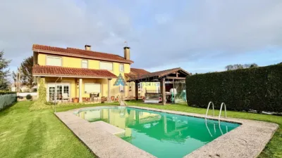 House in Cercano A Cambre/ Surroundings of Cecebre-Abegondo Reservoir photo 12