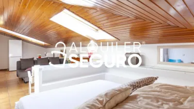 Estudio en alquiler en Centro - Imagen 2