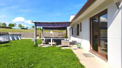 House in Viana photo 2
