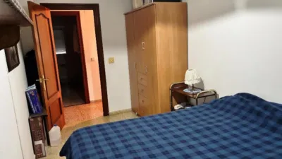 Apartment on Calle de Martín y Bosio photo 16