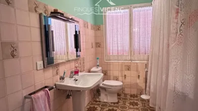 Apartment in Castellet i la Gornal photo 11