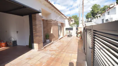 House on Carrer de Bolívia photo 8