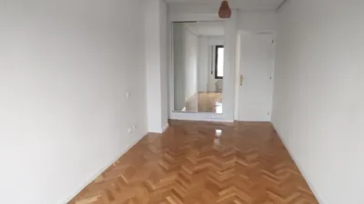 Piso en alquiler en Adelfas - Imagen 11