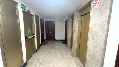 Piso en alquiler en Adelfas - Imagen 17
