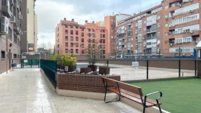 Piso en alquiler en Adelfas - Imagen 23