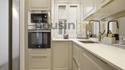 Apartment in Salamanca District photo 10