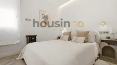 Apartment in Salamanca District photo 13