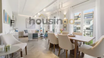 Apartment in Salamanca District photo 4