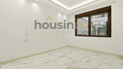 Apartment in Salamanca District photo 14
