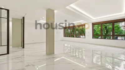Apartment in Salamanca District photo 2