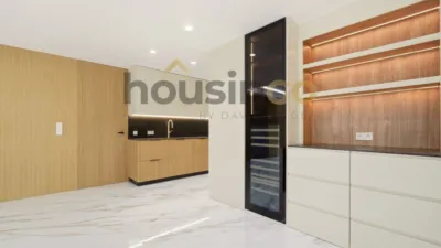Apartment in Salamanca District photo 8