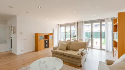 Casa en alquiler en Aranguren, Aranguren de 2.350 €<span>/mes</span>