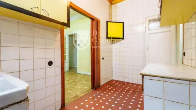 Flat on Calle de García de Paredes photo 19