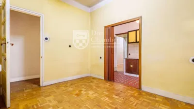 Flat on Calle de García de Paredes photo 9