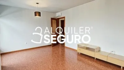 Piso en alquiler en Vila-Real, Zona Avinguda Alemanya-Avinguda Itàlia (Vila-real) de 650 €<span>/mes</span>