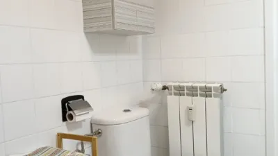 Piso en alquiler en Calle de Alfonso 'El Batallador', Iturrama-Azpilagaña (Pamplona - Iruña) de 900 €<span>/mes</span>