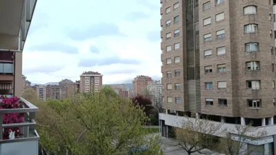 Piso en alquiler en Calle de Alfonso 'El Batallador', Iturrama-Azpilagaña (Pamplona - Iruña) de 900 €<span>/mes</span>