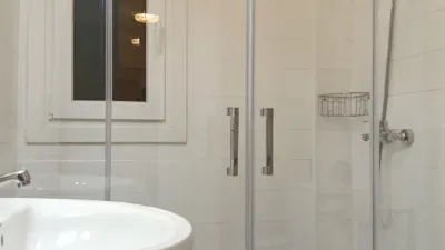 Piso en alquiler en Calle de Alfonso 'El Batallador', Iturrama-Azpilagaña (Pamplona - Iruña) de 900 €<span>/mes</span>