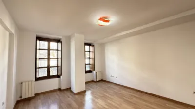 Piso en alquiler en Calle de Pelayo, 6 - Imagen 2