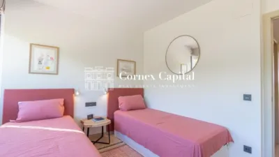 Duplex on Empordà Golf Street photo 35