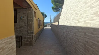 Chalet on Carrer del Montseny photo 10