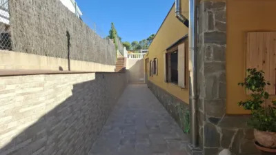 Chalet on Carrer del Montseny photo 11