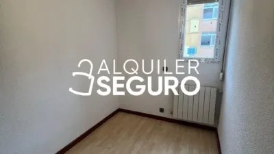 Piso en alquiler en San Blas - Imagen 4
