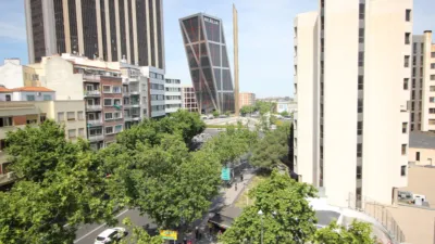Apartment on Calle del Poeta Joan Maragall photo 2