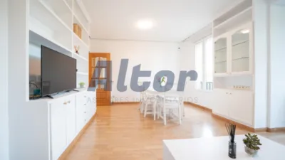 Piso en alquiler en Calle de María de Molina - Imagen 2