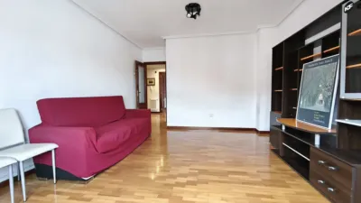 Piso en venta en Cascajos-Piqueras, Cascajos-Piqueras (Logroño) de 250.000 €