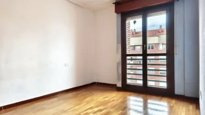 Piso en venta en Cascajos-Piqueras, Cascajos-Piqueras (Logroño) de 250.000 €