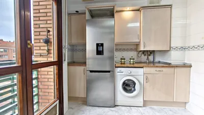 Piso en venta en Cascajos-Piqueras, Cascajos-Piqueras (Logroño) de 250.000 €