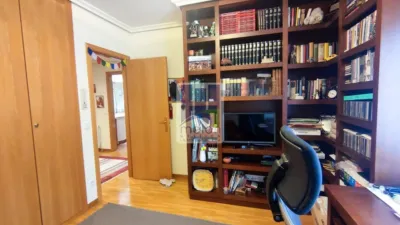 Apartment on Victoria Balfe Street photo 20