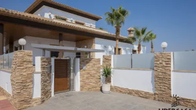 Chalet in Jerónimo y Avileses photo 3