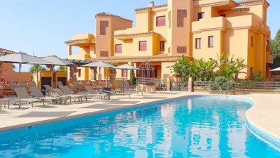 Apartamento en Montemayor-Marbella Club photo 34