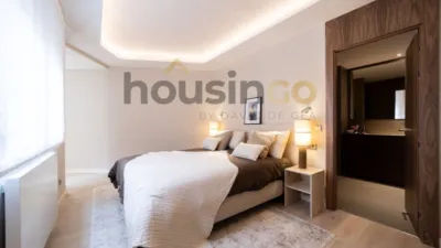 Apartment in Salamanca District photo 15