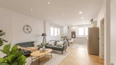 Piso en venta en Calle Santos de Ochandotegui, Número 54, Buztintxuri (Pamplona - Iruña) de 269.000 €