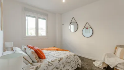 Piso en venta en Calle Santos de Ochandotegui, Número 54, Buztintxuri (Pamplona - Iruña) de 269.000 €