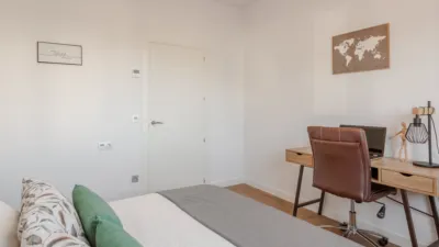 Piso en venta en Calle Santos de Ochandotegui, Número 54, Buztintxuri (Pamplona - Iruña) de 269.000 €